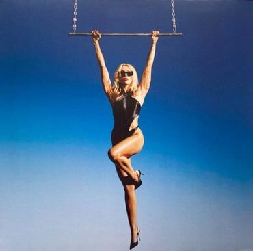MILEY CYRUS – ENDLESS SUMMER VACATION